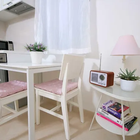 Apartment Studio Few Steps From The Beach